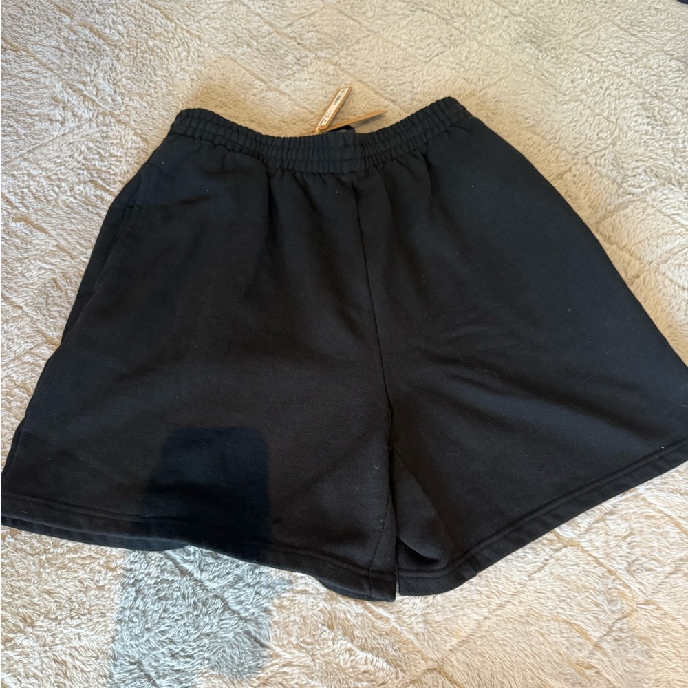 SKIMS Black Women's Fleece Boyfriend Shorts